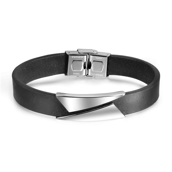 Valeria “UrbanFusion” Leather & Steel Bracelet